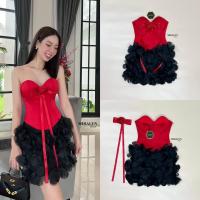 ราคา เดรสเกาะอกสีแดงกระโปรงสีดำ (21156167857)