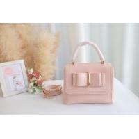 ราคา กระเป๋าสะพายแบรนด์แท้ Kris Bella แต่งอะไหล่โบว์ No KB 5063 (20170121178)