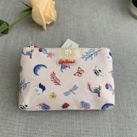 ราคา CATH KIDSTON กระเป๋าสตางค์ ผ้าแคนวาส ทรงคลัทช์ แต่งซิป พิมพ์ลายดอกไม้ ขนาดเล็ก สําหรับใส่เหรียญ เครื่องสําอางTH (20416174813)