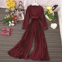 ราคา จั๊มสูทแขนคอกลมยาวสีพื้นชุดลำลองย้อนยุคลูกไม้เอวสูงขึ้นร้อยแฟชั่นสำหรับผู้หญิงกางเกงขาม้าฤดูหนาวฤดูใบไม้ร่วง (21063249318)