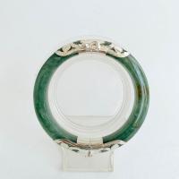 ราคา กำไลข้อมือหยกเปิดได้แบบบานพับ หุ้มเงิน ไซส์เล็ก สีเขียว สำหรับผู้หญิง ทรงท้องปลิง ลายหยกธรรมชาติ ขนาดวงใน 54 มม (16312653125)