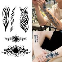 ราคา SAI MAGIC TATTOO สติ๊กเกอร์รอยสักเวลา2สัปดาห์คงทนกันน้ำรอยสักปลอมชั่วคราว18ซม 11ซม สติ๊กเกอร์รอยสักมายากลเครื่องหมายปีศาจมืด (20829473164)