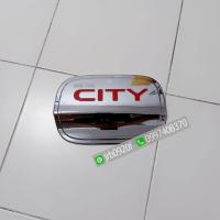 ราคา ครอบฝาถังน้ำมัน Honda City โครเมี่ยม แดง ใส่ปี 2020 ถึงปัจจุบัน (4371394938)