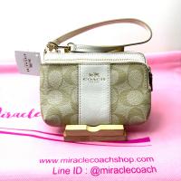 ราคา กระเป๋าคล้องมือ COACH แท้ 2 ซิป Coated Canvas ลาย Signature ขนาดเล็ก COACH Small Double Zip Signature Coated Canvas Wristlet Chalk Clearance (21298372056)