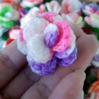 ราคา ดอกกุหลาบจิ๋วสีเหลือบแบบติดใบ ดอกกุหลาบไหมพรม ขนาด 3 5 ซม (18703940507)