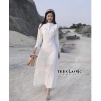 ราคา The classic เดรสแขนยาวกระดุมหน้า ใช้ผ้าฉลุเนื้อหนาอย่างดีปักขอบรอบตัว ช่วงอกแต่งด้วยลูกไม้อีกลาย กระดุมจริงด้านหน้า (17879944174)