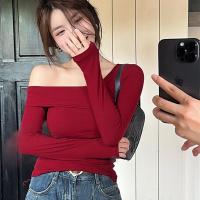ราคา เสื้อทีเชิ้ตใส่ด้านในแขนยาวไหล่เฉียงดูดีสีไวน์แดงเสื้อตัวในปล่อยชายไม่เท่ากันเข้ารูปสาวแซ่บแบ๊วใส่ช่วงฤดูใบไม้ร่วงสำหรับผู้หญิงเสื้อท่อนบน (20558193469)
