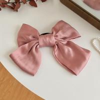 ราคา ที่คาดผมคนดังกิ๊ฟติดผมโบว์คลิปสปริงสีแดงขนาดใหญ่ (20612133419)