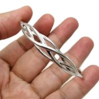 ราคา กำไลตัวซี เงินแท้ 92 5 งานส่งออก มีตอกแบรนด์ หน้ากำไลกว้าง 1 ซม หนัก 7 2 กรัม ใส่ไม่ซ้ำใคร เคลือบทองคำขาวแล้วครับ ใส่ไม่ดำ (16420508282)