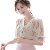 ราคา สะดวกสบาย เสื้อชีฟองคอวีแขนสั้นลายดอกไม้เล็กๆ (19976009878)