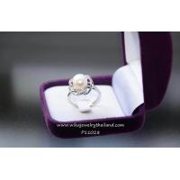 ราคา แหวนมุกแท้ ตัวเรือนชุปเงิน 92 5 หนาพิเศษ ประดับด้วยเพชร CZ (762114490)