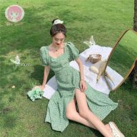 ราคา ชุดเดรสสีเขียว แขนตุ๊กตา คอสี่เหลี่ยม ลายดอกไม้ ผ่าหน้าสไตล์เกาหลี พร้อมส่ง D923 (19135821061)