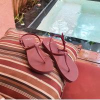 ราคา CHO I CE รองเท้าแตะรัดส้น องุ่นรัดส้นองุ่น ประดับเพชร 2 รองเท้าแตะยางพารา นุ่ม ใส่สบาย ไม่กัดเท้า (19421477868)