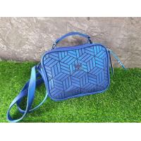 ราคา กระเป๋าสะพาย ADIDAS Originals 3D Mini Airliner Style Shoulder Bag ISSEY MIYAKE Style Shoulder Bag งานแบรนด์แท้ ทรงสวยสุดฮิต (18437119843)