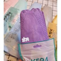 ราคา KF94 แมสเกาหลี สีพาสเทล ซองพาสเทล หูสีเดียวกับตัวแมส ฟรุ้งฟริ้ง 1 ห่อ 10 ชิ้น (16059245722)