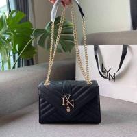 ราคา Lyn กระเป๋าสะพายข้าง new collection กระเป๋าลิน (12133693605)