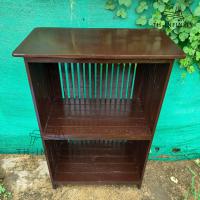 ราคา TH ชั้นวางของใช้ ของตกแต่งบ้านไม้สัก 3 ชั้น 63x35 สูง 100 ซม ชั้นรองเท้า ชั้นวางไมโครเวฟ สีโอ๊คเข้ม (20374811718)