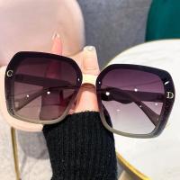 ราคา huowa Square Glitter Sunglasses Women Polarized Sunglasses Premium Accessories (19101437655)