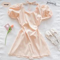 ราคา เดรสแขนตุ๊กตาคอเหลี่ยมเว้าเอว ผูกโบว์หลัง โชว์หลังแบบคิ้วทึ (17376921958)