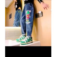 ราคา กางเกงยีนส์ขาจั๊มสไตล์เกาหลี กางเกงยีนส์ขายาว เอวยางยืดปักลายการ์ตูน (17469767407)