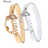 ราคา สร้อยข้อมือ ประดับลูกปัด ประดับเพชร สลักตังอักษร Guess สำหรับผู้หญิง (15175938110)