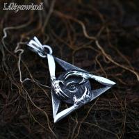 ราคา Liliyawind จี้สร้อยคอเงินรูปสามเหลี่ยมทำจากสเตนเลสสตีลสไตล์วินเทจสำหรับสุภาพบุรุษ A1N (16386274006)