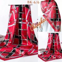 ราคา ผ้าพันคอผ้าซาติน ผ้าพันคอ ผ้าคลุมไหล่ซาติน ผ้าคลุมไหล่ ผ้ามัดอก ผ้าไหมซาติน ขนาด ไหญ่90 90ซม สินค้าพร้อมส่งที่ไทย (7833028816)