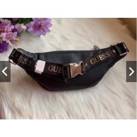 ราคา พร้อมส่ง กระเป๋าสะพายคาดอก Guess แท้100 ถูกที่สุด (16454658554)