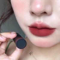 ราคา ลิปสติกเนื้อแมตต์กันน้ำ ติดทนทาน ลิปสติกลายกระต่ายดำ สวยหรู CP120 (18521753024)