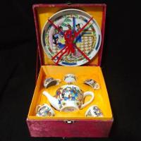 ราคา ชุดชงชา ชุดน้ำชาพร้อมถาดรองกา พร้อมกล่องผ้าไหมสวยงาม ของขวัญแต่งงาน 茶具 (7895717205)