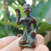 ราคา ลดทั้งร้าน แม่นางกวัก หลวงพ่อดำ วัดสันติธรรม จ สระแก้ว เนื้อทองเหลือง (19428693708)