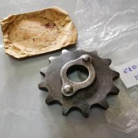 ราคา เสตอหน้า 13ฟัน แท้ใหม่ ญี่ปุ่น Honda C100 C102 C105 (20030538100)