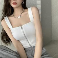 ราคา KOKO เสื้อเอวลอยสีดำ สายเดี่ยว แต่งซิปด้านหน้า สีขาว ผ้าร่อง ครอป แฟชั่น สไตล์เกาหลี 2552 (21244009292)