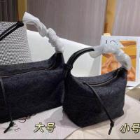 ราคา LOEWE Luo Yiwei Womens Bag Canvas Lunch Box Bento One Shoulder Underarm Bag New Embroidered Leather Portable Lunch Box Bag (20329660735)