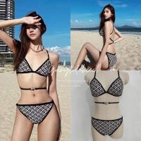 ราคา พร้อมส่ง ชุดว่ายน้ำบิกินี่ ลายพระจันทร์สลับสีตารางขาวดำ มีดีเทลสายคาดเอว (16763271120)