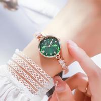 ราคา KEZZI Sen นาฬิกากําไลสายรัดเหล็กซีรีส์สำหรับผู้หญิงเฉพาะกลุ่มหรูหราน้ำหนักเบาสายรัดบางหน้าปัดกะทัดรัดเรียบง่ายและกันน้ำนาฬิกาผู้หญิง (21101816272)