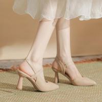 ราคา LYSBAG ส่งจากไทย รองเท้าส้นสูงผู้หญิง ฝรั่งเศสชี้ พลอยเทียม รองเท้าส้นเข็ม รองเท้าส้นสูง รองเท้าส้นสูงเหยียบส้นได้ สูง2 3นิ้ว (20057461043)