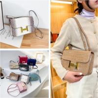 ราคา oudukai กระเป๋าเป้สะพายหลัง กระเป๋าสะพายไหล่ ทรงสี่เหลี่ยม ขนาดเล็ก แต่งหัวเข็มขัด แฟชั่นฤดูร้อน สไตล์เกาหลี สําหรับผู้หญิง (20579774549)