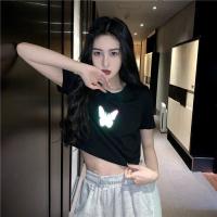 ราคา POOHPAND เสื้อยืดสะท้อนแสง เสื้อReflex ทรงOversize เสื้อครอป แฟชั่น สไตล์เกาหลี พิมพ์ลายผีเสื้อ โดดเด่นมาก 8018 (16291836608)