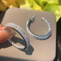 ราคา 1114S925 เข็มเงิน TikTok Xiaohongshu ต่างหูสไตล์เดียวกันสีแดงไล่ระดับสีรุ้งบุคลิกภาพแหวนต่างหูผู้หญิงสีผู้หญิง (20910193762)