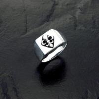 ราคา CHANTARA แหวนลูกเสือ แหวนเงินแท้ แหวนรมดำ แหวนผู้ชาย เครื่องประดับชาย แหวนอัญมณีชาย แหวนแฟชั่น ฟรีผ้าเช็ดแหวน Boy Scout Square Ring (7910958435)