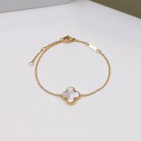 ราคา สร้อยข้อมือไทเทเนียมชุบทอง 14 K ลายดอกไม้ (16456254418)