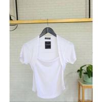 ราคา เสื้อคอถ่วงแขนสั้น งานผ้าเรย่อน ป้าย topshop ไม่บางค่ะ ทรงคอถ่วง เก๋มาก คอไม่ลึกมากนะคะ อก 32 36 ยาว21 รอบแขน12 (16002100584)
