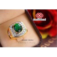 ราคา แหวนทอง ประดับพลอยสีเขียวมรกต ล้อมเพชร Green CZ Ring แหวน พลอยสีประจำวันเกิด เสริมดวง แหวนพลอย แหวนชาย เสริมโชคลาภ เรียกทรัพย์ (609704218)