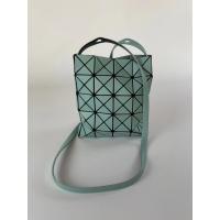 ราคา 100 Bao Issey Miyake Lucent กระเป๋าสะพายข้างฟรอสต์กระเป๋าถือประดับเพชรข้ามร่างกายแพคเกจแฟชั่นโทรศัพท์มือถือผู้หญิงระดับสูงแพคเกจสไตล์ใหม่ของกระเป๋าสะพายไหล่กับ Gussets มีการออกแบบที่เรียบง่าย (1972566