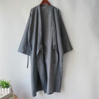 ราคา เสื้อคลุมอาบน้ำความยาวปานกลางของผู้ชายสไตล์ญี่ปุ่นสำหรับฤดูใบไม้ผลิ ฤดูร้อนชุดนอนคาร์ดิแกนผ้าฝ้ายเนื้อบางๆเสื้อคลุมกันเหงื่อเสื้อโค้ทตัวนึ่งให้เหงื่อไซส์ใหญ่พิเศษ Fathongjianmy (19805187141)