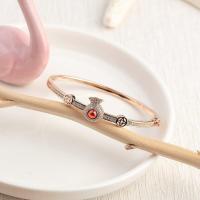 ราคา กำไลข้อมือถุงเงินถุงทองเรียกทรัพย์ น้ำเต้าดูดทรัพย์ กำไลมงคล ค้าขายดี สีทอง ทองคำขาว พริ้งโกลด์ พร้องส่ง (7828003323)