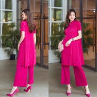 ราคา ชุดเซตผ้าอัดพลีท AA Premium เสื้อแขนสั้น คอจีนตัวยาว เพิ่มลูกเล่นให้ชวนมอง ด้วยการอัดพลีท แทยงมุม ขึ้น 45 องศาด้านข้าง สวยฟรุ๊งฟริ๊ง โดนใจมว้ากกก กางเกงเอวสมอค อัดพลีส ทรงขาบาน สวยงาม ทำให้ดูสูงเพรียว