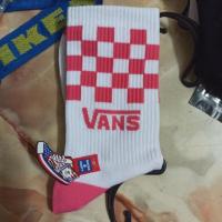 ราคา NBV Vans Checkerboard Crew Cotton Socks Cushioned Uni Stokin Tebal Colorful Socks Hipster Socks (16486440940)