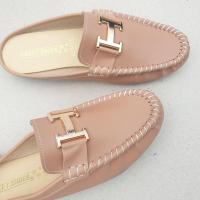 ราคา รองเท้าผู้หญิง รองเท้าเปิดส้น รุ่น H อะไหล่เงิน สีนู๊ดพีช (8797916507)